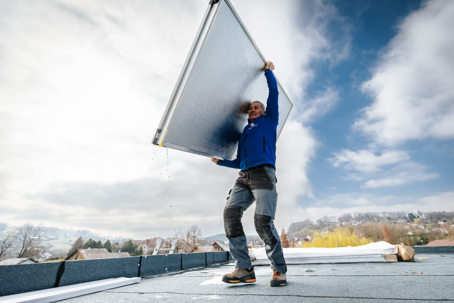 Travaux d'installation panneaux solaire Flam Concept